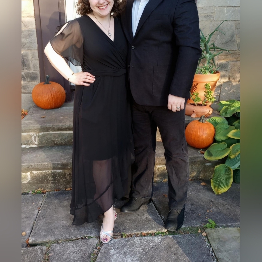 SLNY Black Chiffon Dress High Low V Neck Built In Belt & Slip Flutter Sleeves 8